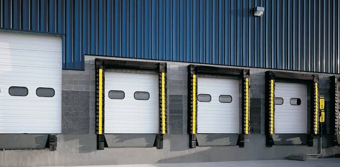 How to Find Reliable Garage Door and Dock Service Experts Near You